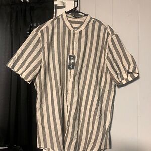 Goodfellow & Co Gray and White Striped Casual Shirt new with tags